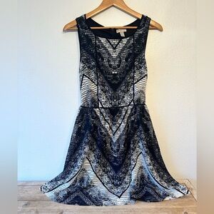 Loft Black and White Dress Size 6